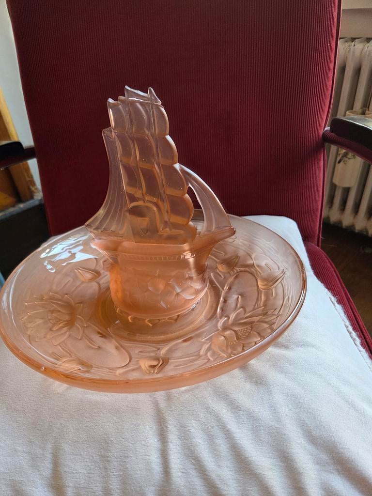 Nelson waterlelie schaal walther roze persglas art nouveau, Ophalen of Verzenden