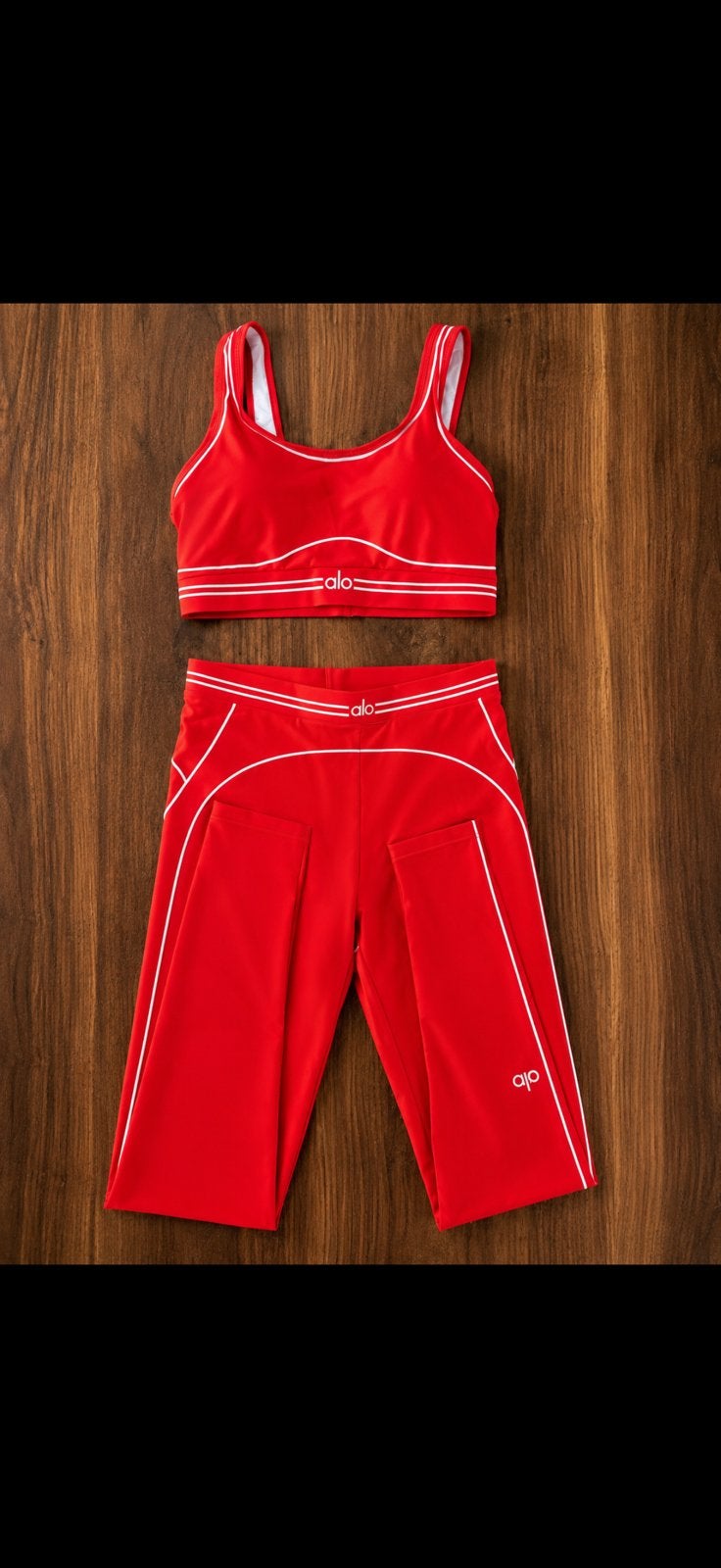 Alo Yoga set (s), Kleding | Dames, Sportkleding, Ophalen of Verzenden, Nieuw