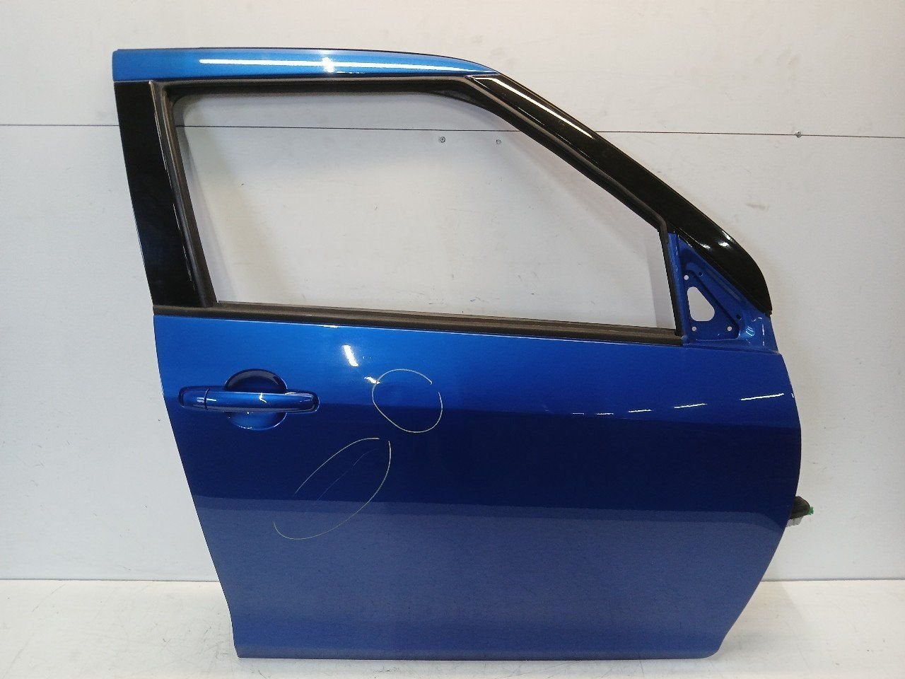 Portier rechts voor Suzuki Swift, Onderdelen@venauto.nl, Van der Ven Autorecycling B.V., Gebruikt, Ettenseweg 76, 4706 PB Roosendaal, The Netherlands