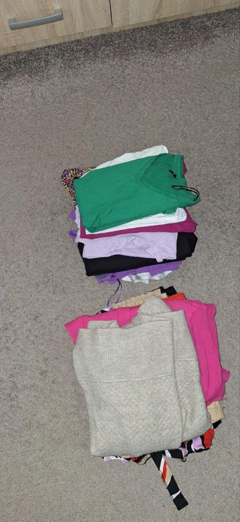 Twee stapels dameskleding, Kleding | Dames, Ophalen of Verzenden, Zo goed als nieuw, Maat 38/40 (M)