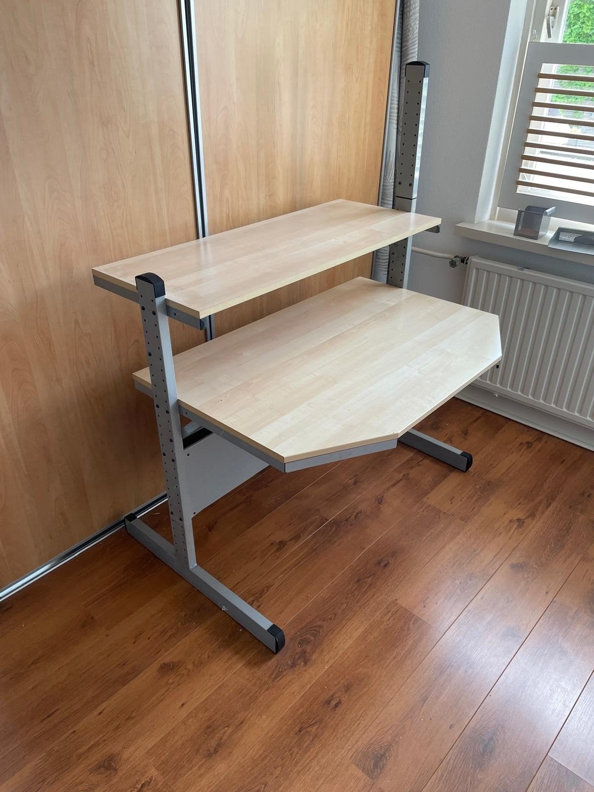 Computerbureau met opzetstuk - Licht hout en metaal, Ophalen, Opzetstuk, Gebruikt, Hout