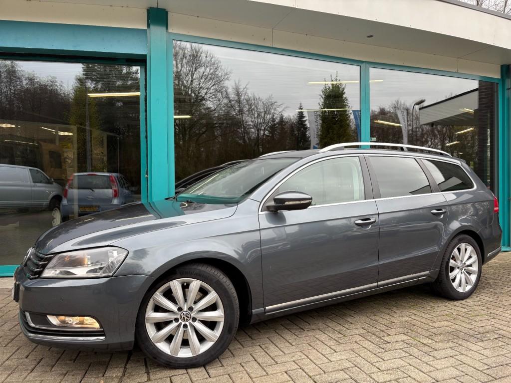 Volkswagen PASSAT 1.4 TSI DSG Navi, Cruise, PDC, TrHaak, NAP, Automaat, Gebruikt, 4 cilinders, Navigatiesysteem