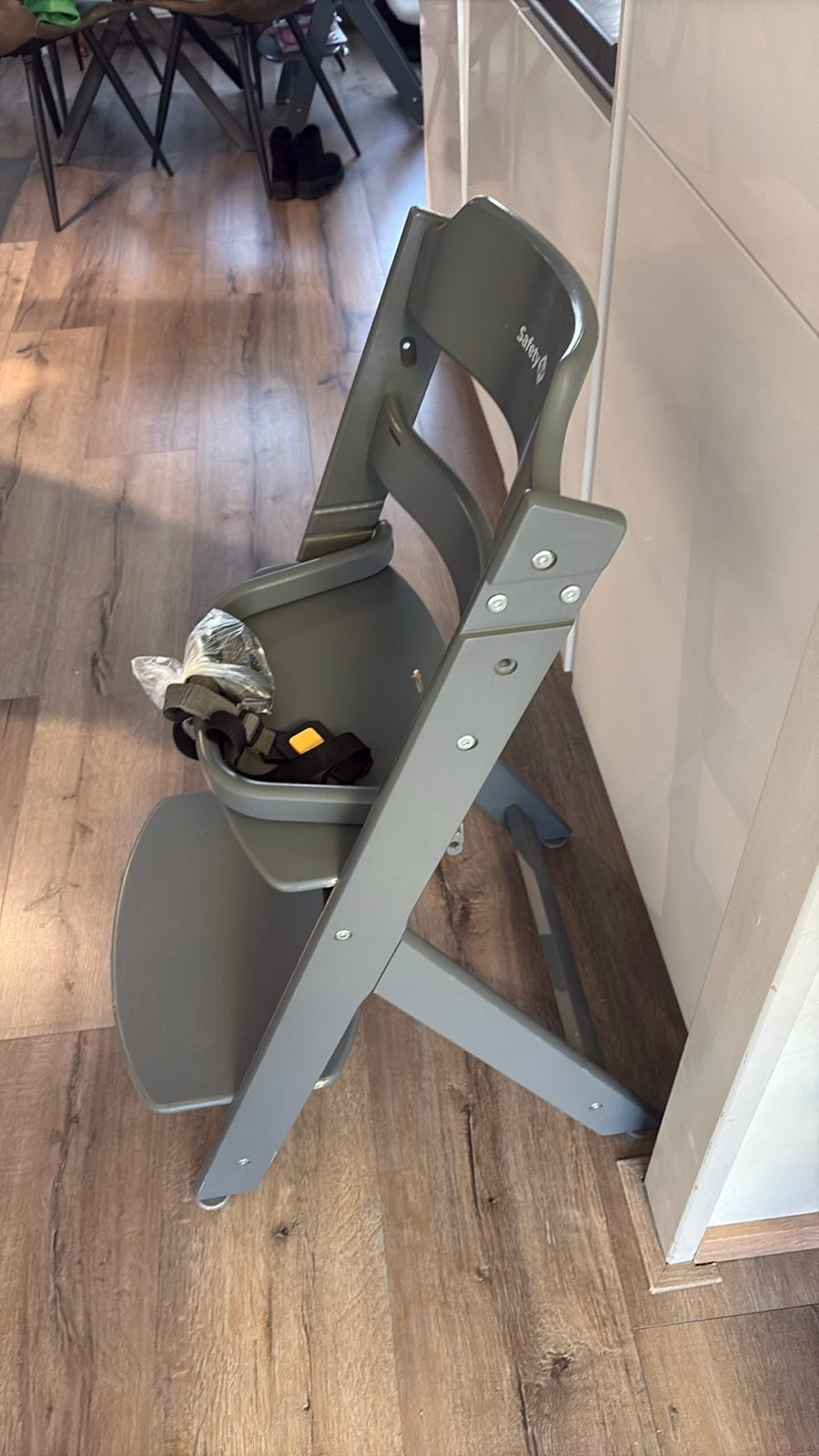 Safety 1st Timba Meegroeistoel - Grijs met Gordel, Kinderen en Baby's, Kinderstoelen, Ophalen, Gebruikt, Meegroeistoel, Gordel(s)