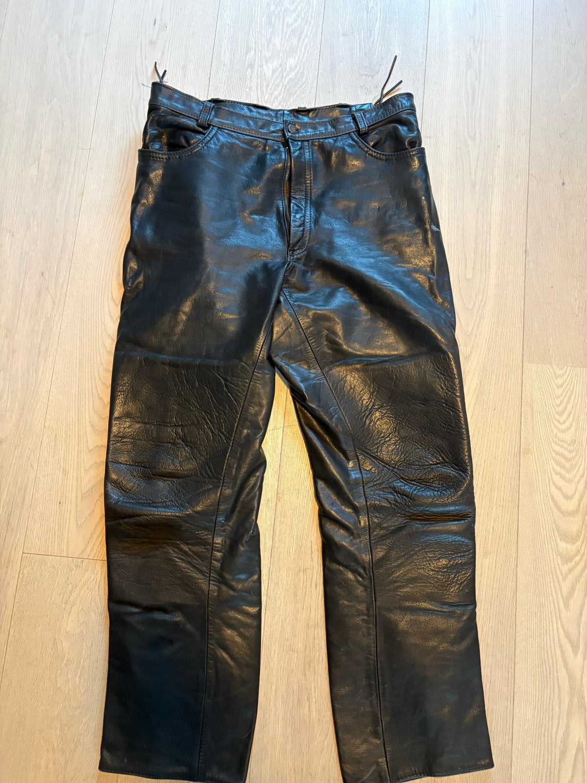 Y2K Issey Miyake Stijl Leren Biker Broek, Kleding | Heren, Ophalen of Verzenden, Gedragen, Zwart
