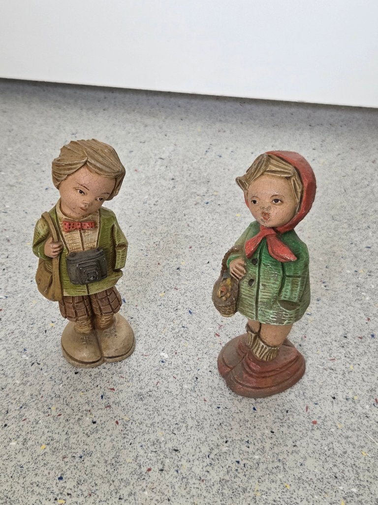 Vintage beeldjes: jongen en meisje - jaren '70, Ophalen, Zo goed als nieuw, Mens