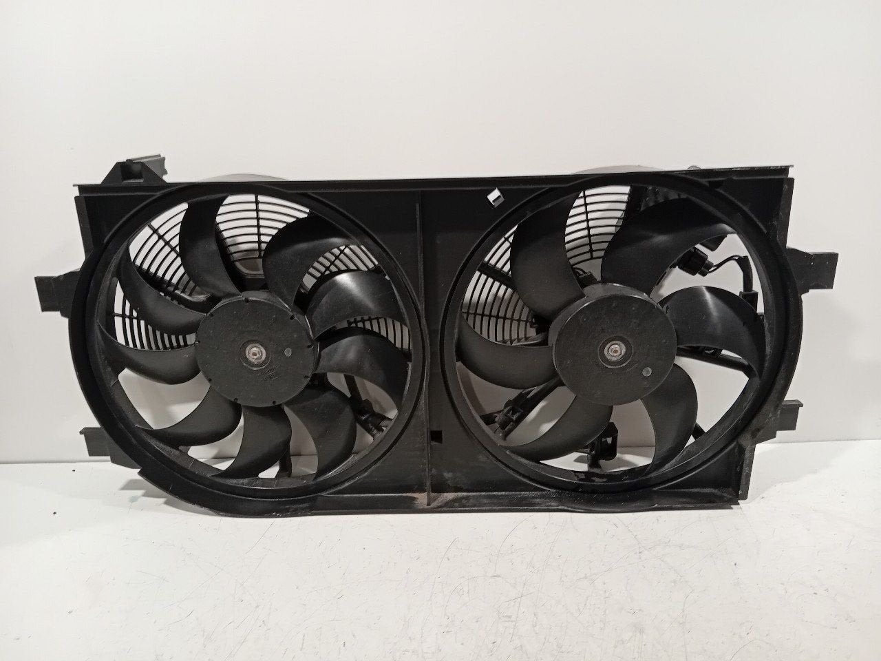 Koelventilatormotor Nissan Leaf, Onderdelen@venauto.nl, Van der Ven Autorecycling B.V., Gebruikt, Ettenseweg 76, 4706 PB Roosendaal, The Netherlands