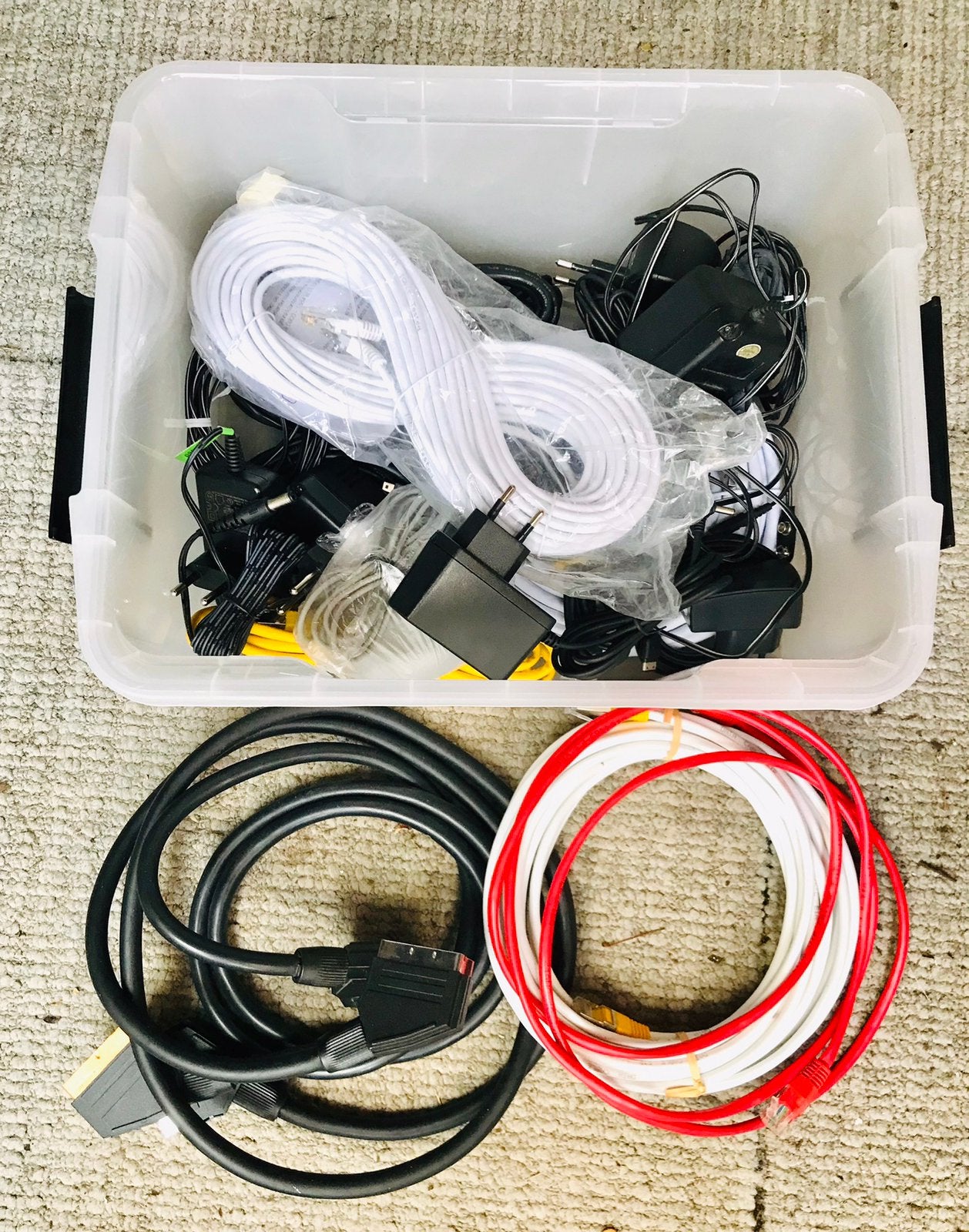 Diverse -HDMI, Internet, Electra, USB, GSM Kabels en Snoeren, Ophalen of Verzenden, Zo goed als nieuw, 2 tot 5 meter, Overige kabels