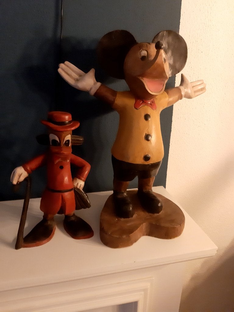 2 houten  Disney figuren, Verzamelen, Ophalen, Mickey Mouse, Gebruikt, Beeldje of Figuurtje