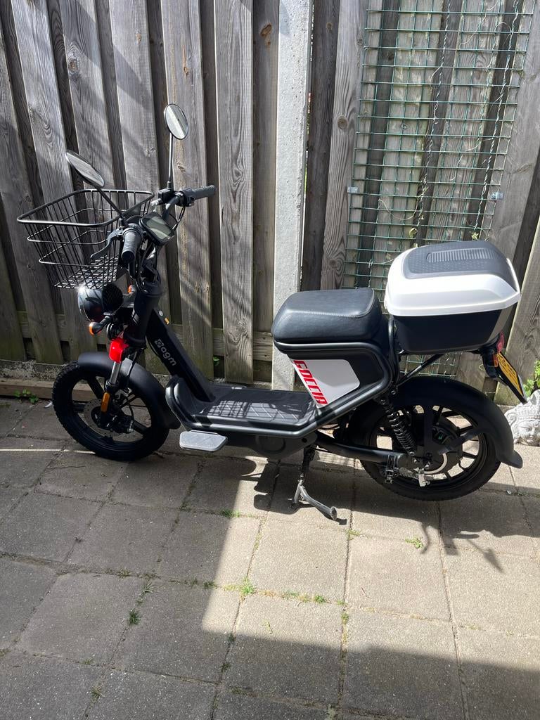 AGM Goccia - Geel kenteken (ook als snorscooter te gebruiken, Ophalen, Gebruikt, Elektrisch, Overige merken