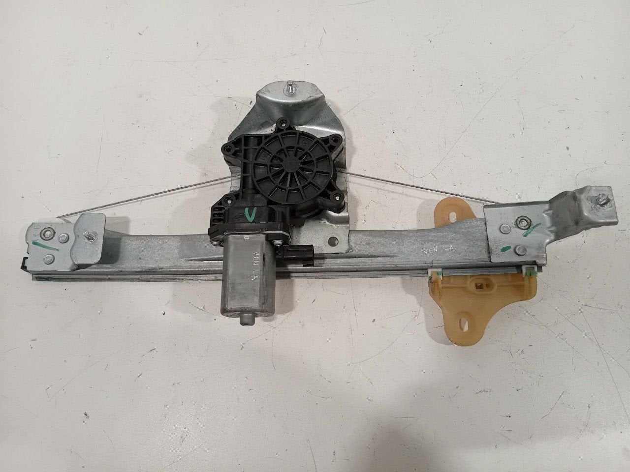 Raammechaniek elektrisch links achter Renault Captur, Onderdelen@venauto.nl, Van der Ven Autorecycling B.V., Gebruikt, Ettenseweg 76, 4706 PB Roosendaal, The Netherlands