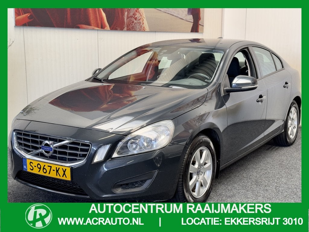 Volvo S60 1.6 T3 KINETIC CRUISE CONTROL CLIMATE CONTROL BLUE, Auto's, Volvo, Voorwielaandrijving, Stof, Gebruikt, Zwart