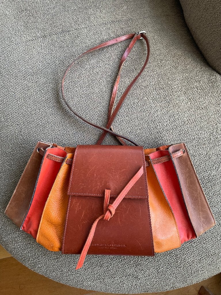 Leren designer tas Hester van Eeghen -in grootte verstelbaar, Ophalen of Verzenden, Gebruikt, Bruin, Schoudertasje