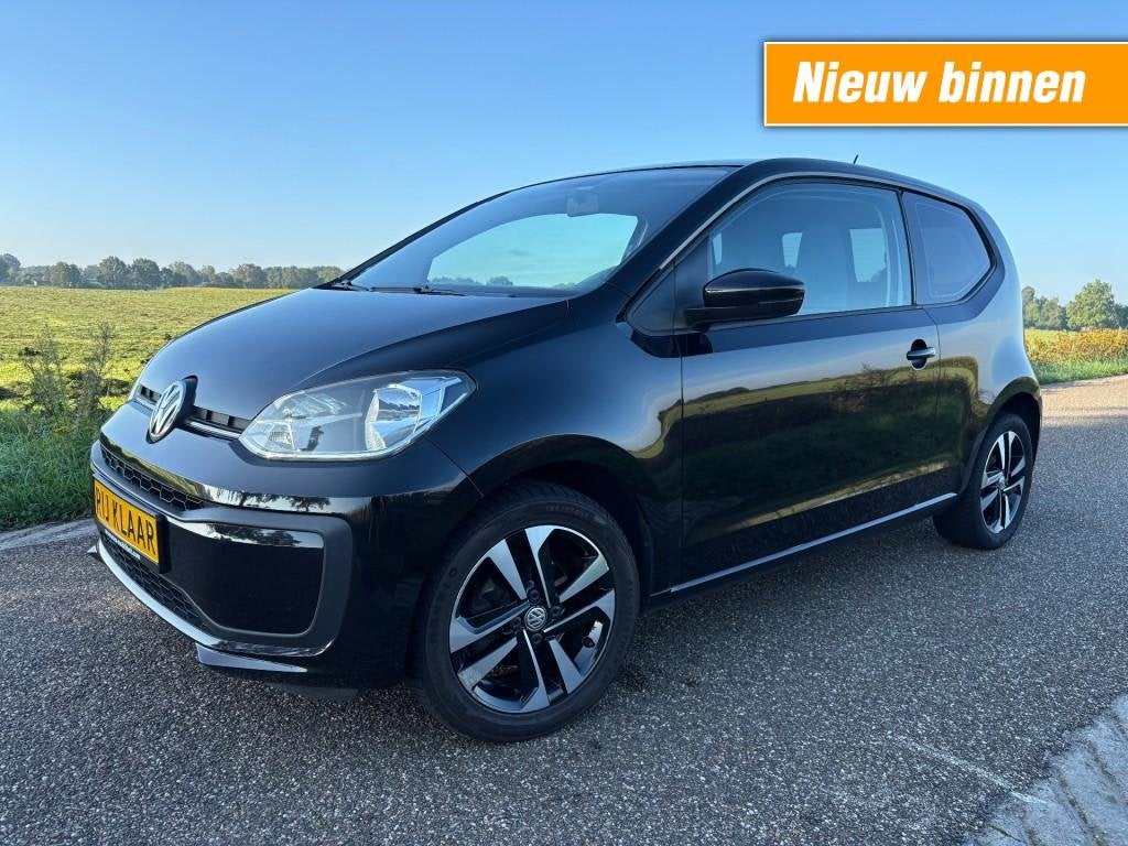 Volkswagen UP 1.0 / MOVE UP! / AIRCO / 2 JAAR APK / FACELIFT, Auto's, Gebruikt, Up!, Zwart, Bedrijf