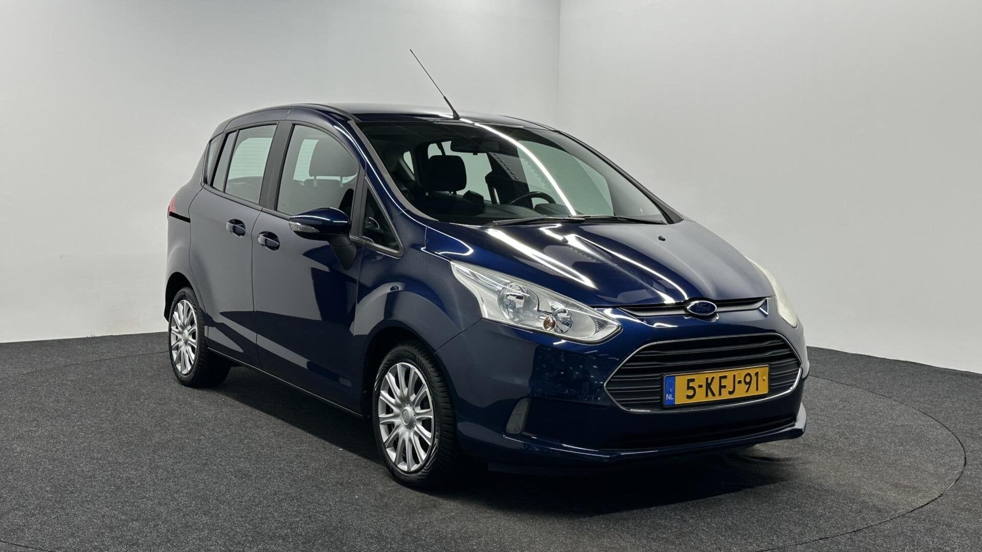 Ford B-Max 1.0 EcoBoost Trend AIRCO 31000 KM., Auto's, Ford, Voorwielaandrijving, Euro 5, Gebruikt, Met garantie (alle)