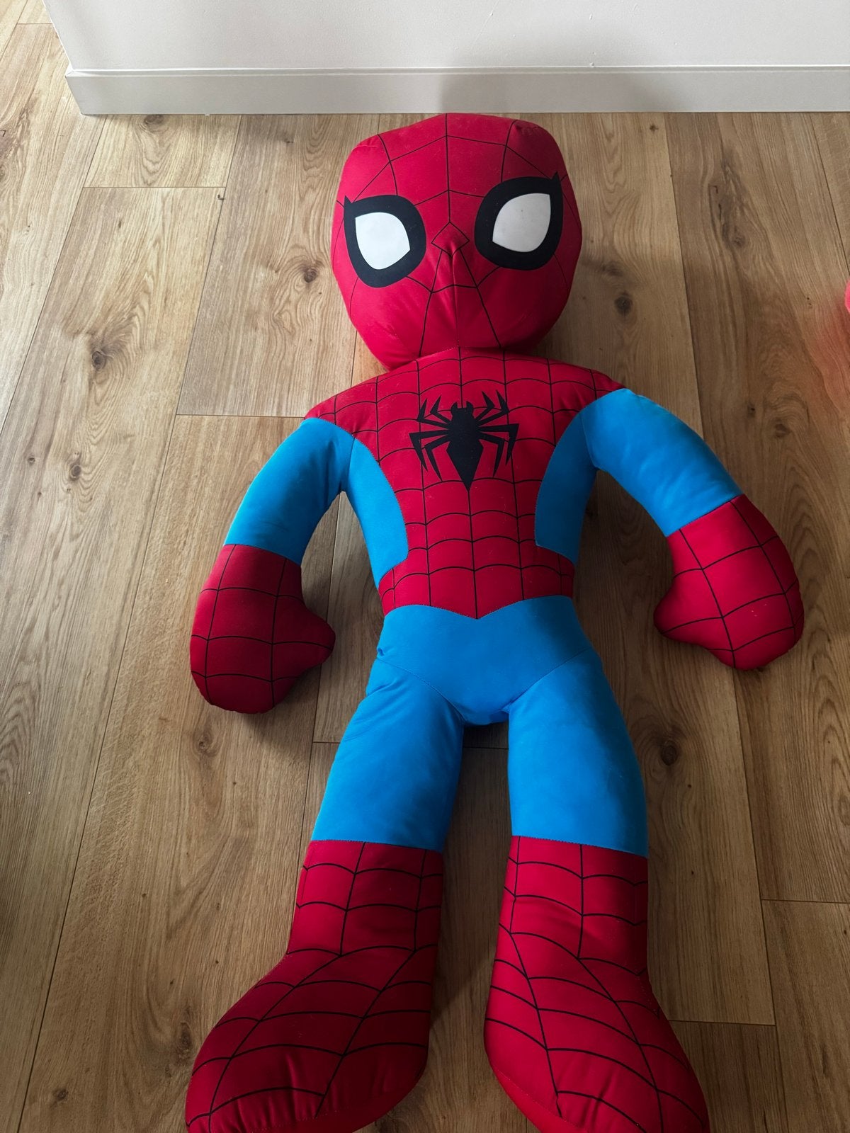 Spiderman pop zo goed als nieuw, Overige karakters, Ophalen of Verzenden, Zo goed als nieuw, Meerkleurig