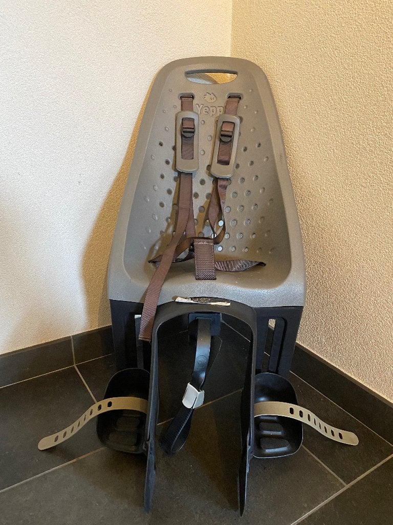 Achterzitje Yepp grijs, Fietsen en Brommers, Achterzitje, Yepp, Ophalen, 15 t/m 25 kg