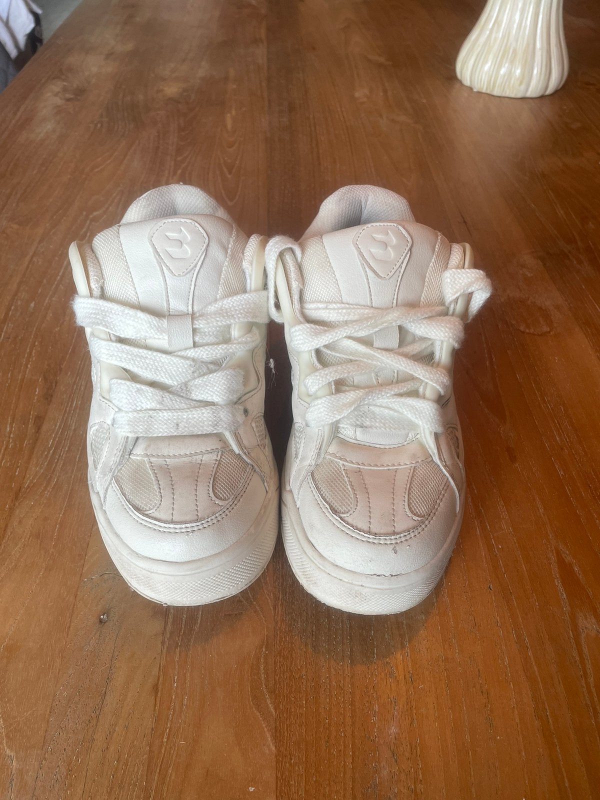Bershka schoenen en zojn wit, Kleding | Heren, Schoenen, Ophalen, Wit, Boots, Gedragen