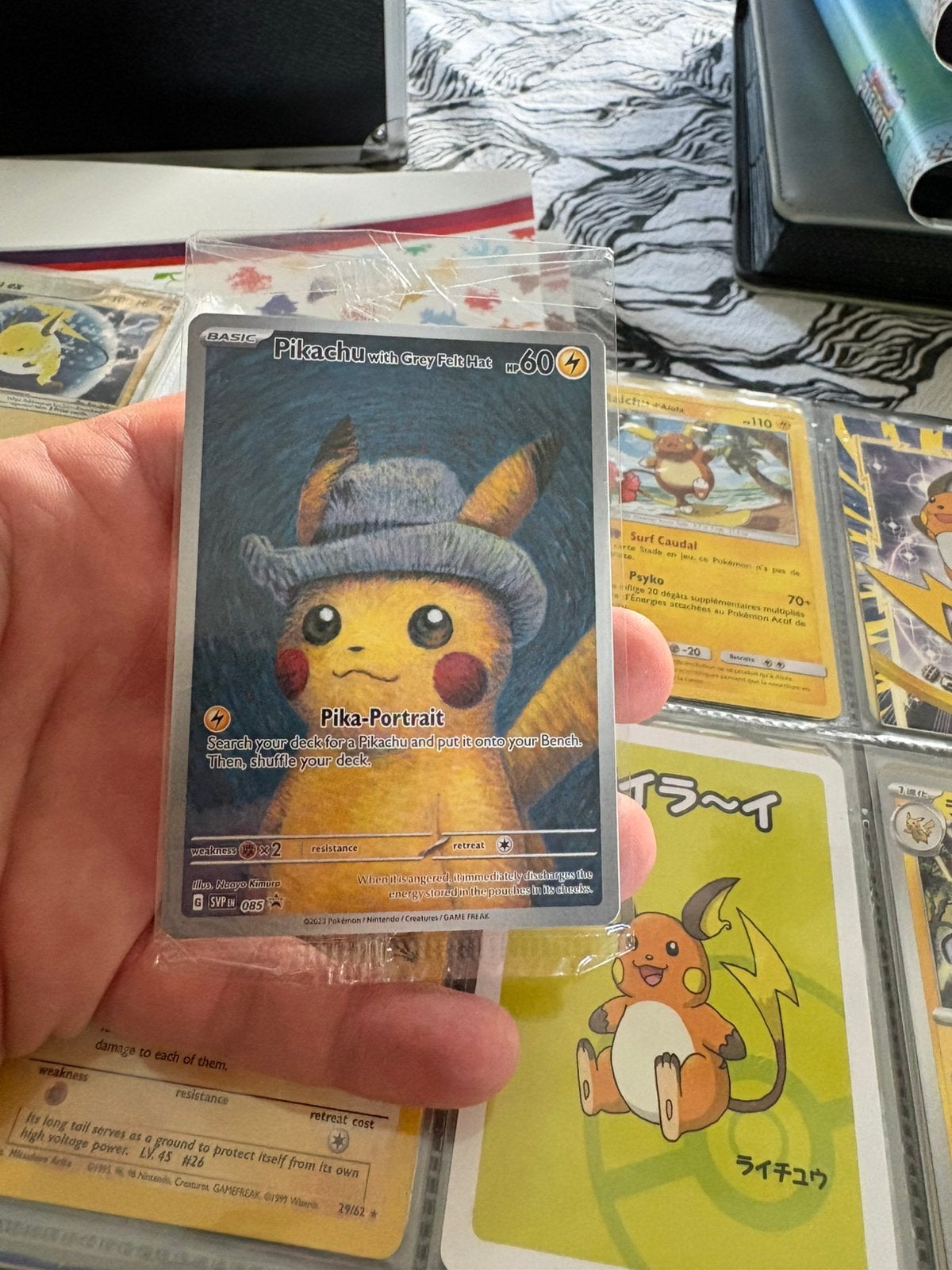 Pikachu promo van gogh, Ophalen of Verzenden, Zo goed als nieuw, Meerdere kaarten, Foil