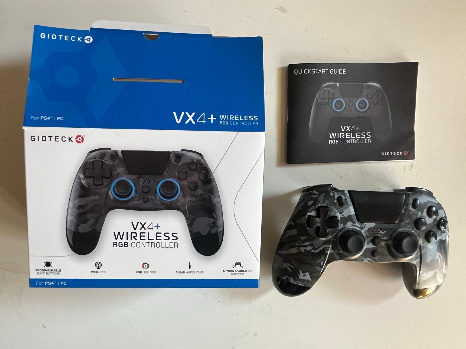 Gioteck VX4+ Draadloze RGB Controller voor PS4/PC, Ophalen of Verzenden, Zo goed als nieuw, Controller, PlayStation 4