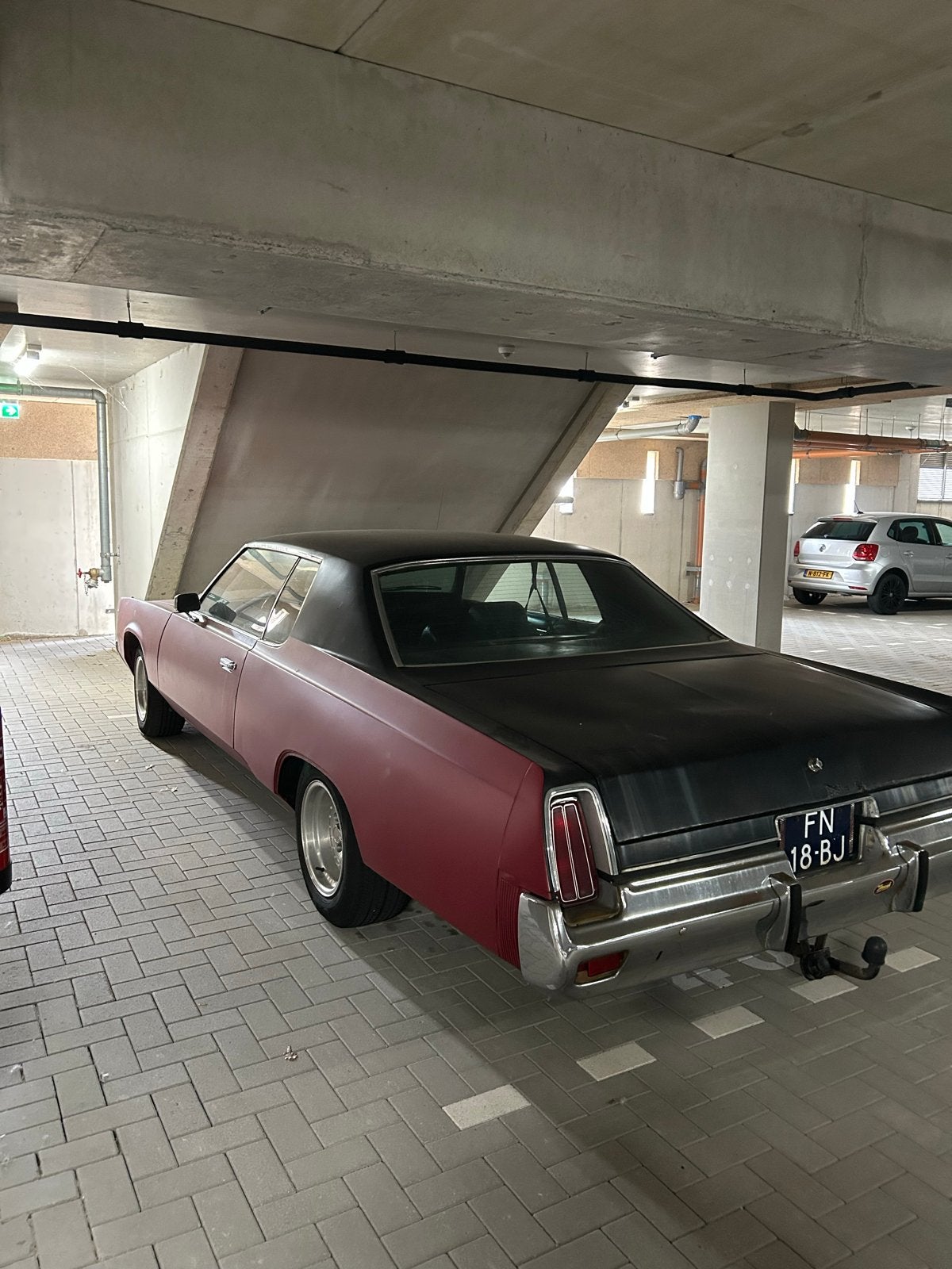 Chrysler 1975 Rood, foto 2