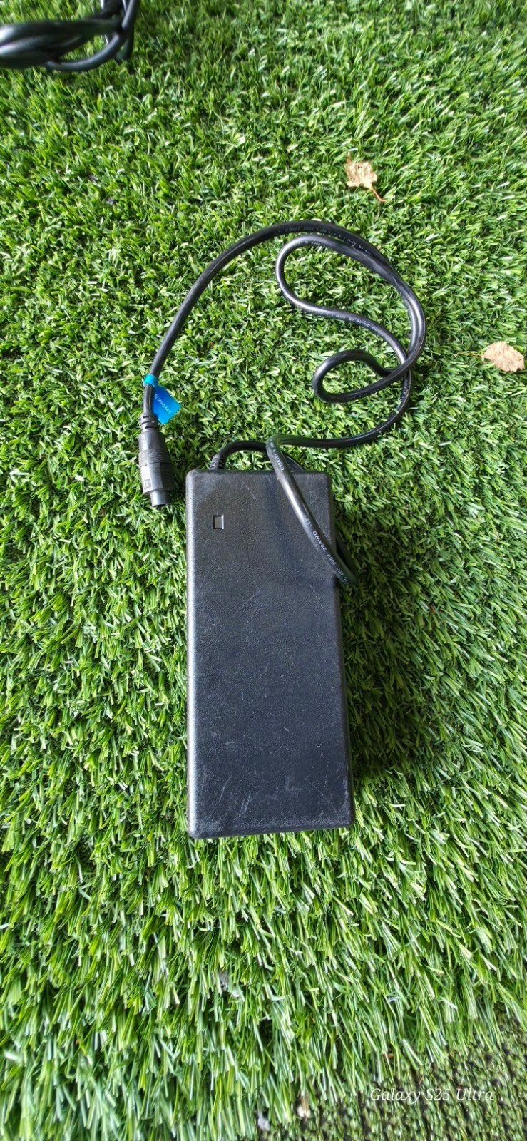 E-motion 5-pins acculader voor Sparta en Batavus e-bikes, Ophalen of Verzenden