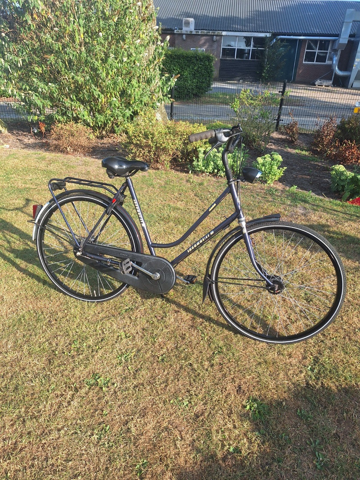 damesfiets locomotief froe 28 inch d57, Fietsen en Brommers, Ophalen, Gebruikt, ., Versnellingen