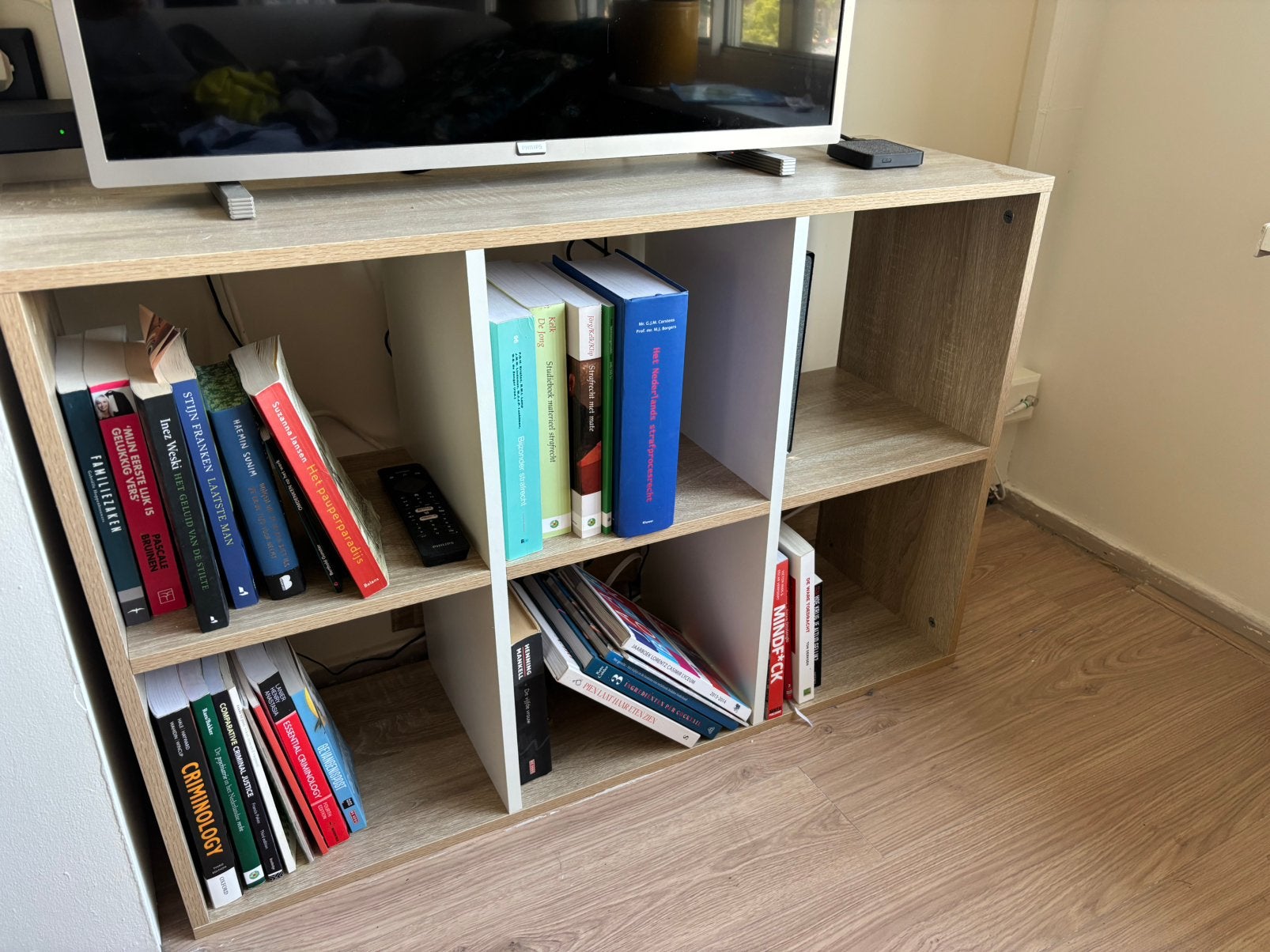 Houten boekenkastje, Ophalen, Gebruikt