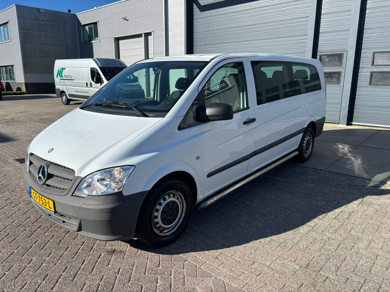 Mercedes-Benz Vito 2.1 9 persoons 110 CDI XL 2015 Wit, Auto's, 13 km/l, Euro 5, Zwart, 2000 kg