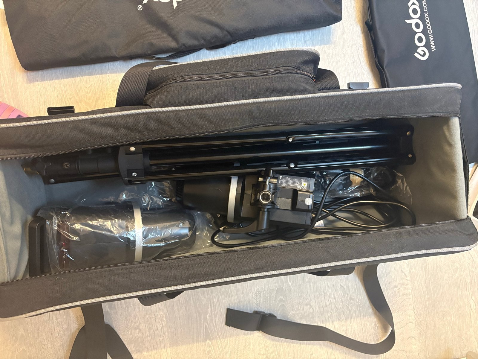 Godox MS300 Studioflitser Kit met Softbox en Statieven, Ophalen, Zo goed als nieuw