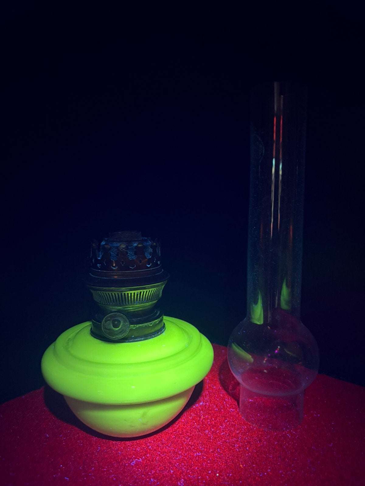 Matador-brander  Ehrich & Graetz. ( uranium glaze ), Ophalen of Verzenden