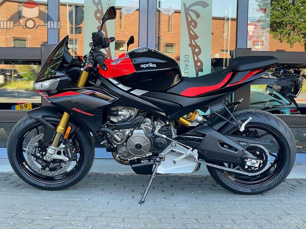 Aprilia Aprilia Tuono 660 Factory Dark Banshee 105PK (bj 202, Motoren, 2 cilinders, Onbekend, Meer dan 35 kW, APRILIA