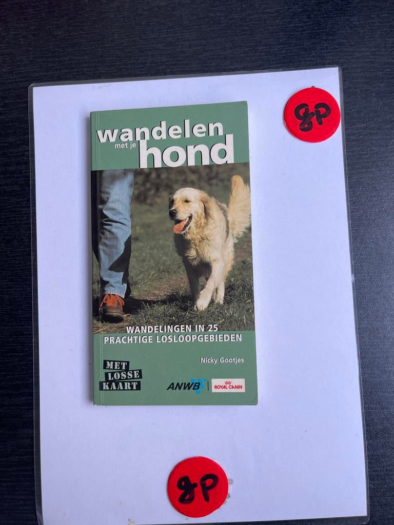 Wandelen met je hond - Nicky Gootjes (ANWB), Boeken, Ophalen of Verzenden, Zo goed als nieuw, Honden