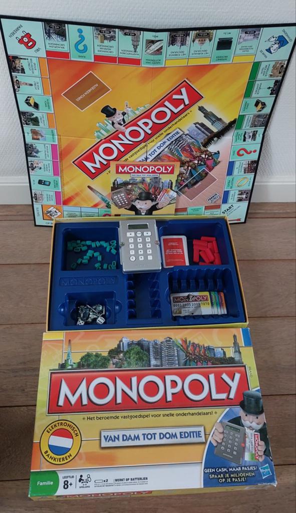 Monopoly Van Dam Tot Dom Editie, Vijf spelers of meer, Ophalen of Verzenden, Zo goed als nieuw, Hasbro