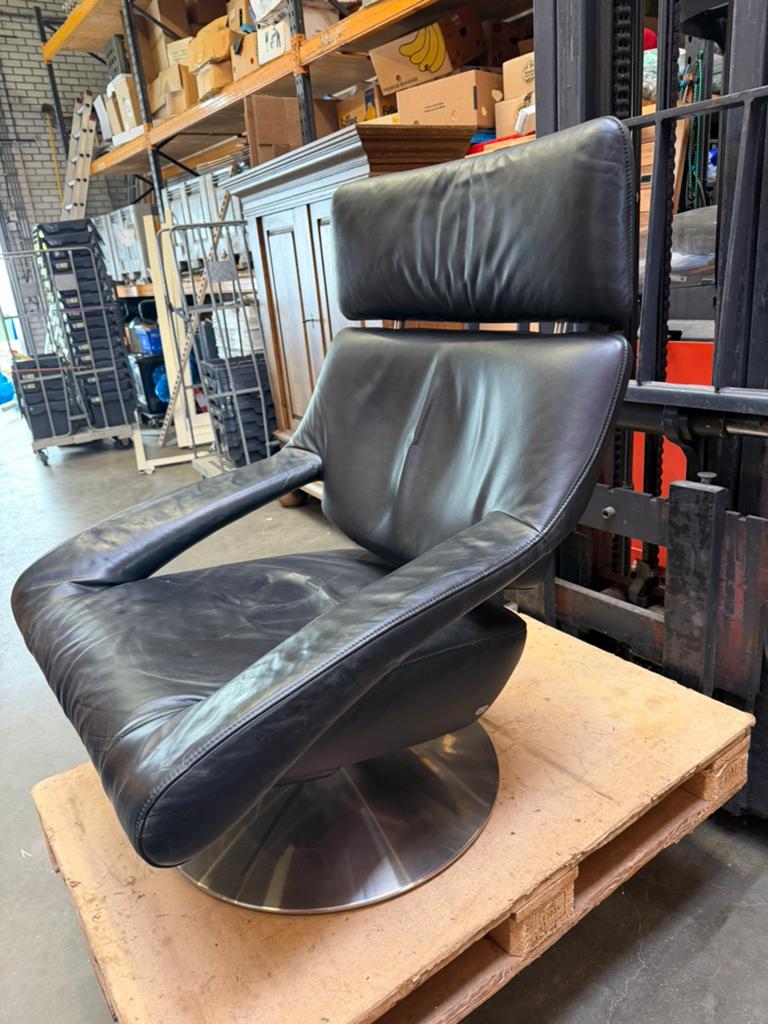 De Sede design relaxfauteuil met uitschuifbare beensteun, Huis en Inrichting, Ophalen, Gebruikt, Zwart, De Sede