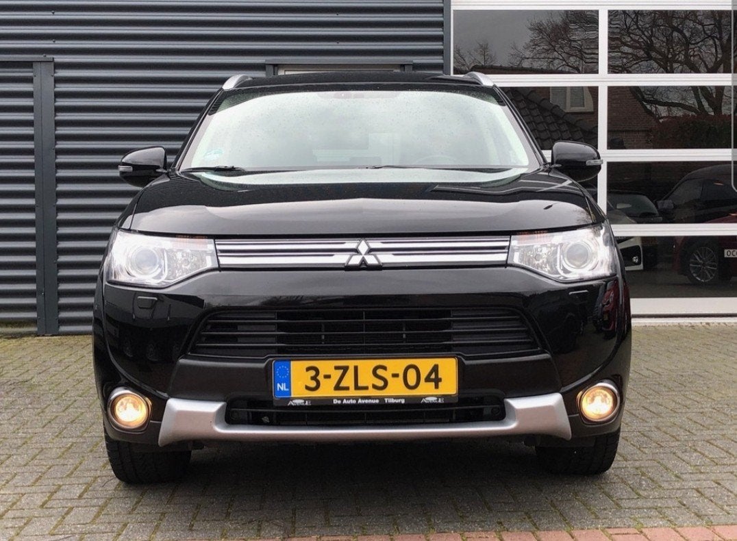 Mitchubichi outlander phev 2015  165000km Trekhaak, Ophalen, Gebruikt, Mitsubishi