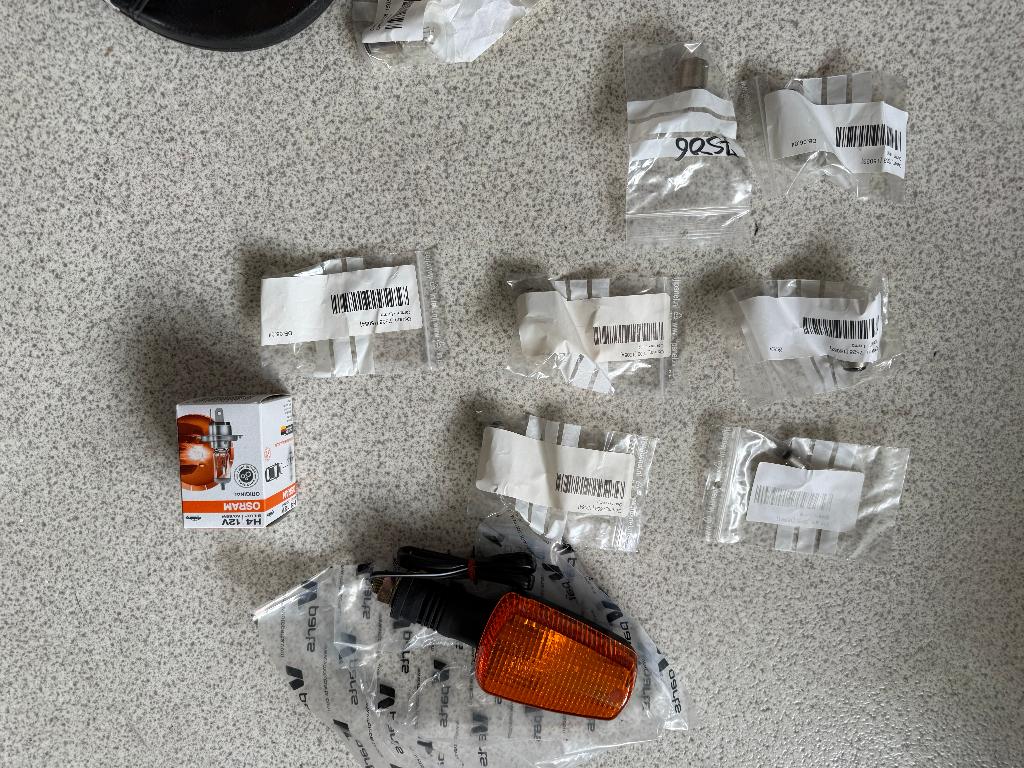 Diverse nieuwe lampjes voor Yamaha Diversion 900, Motoren, Ophalen of Verzenden, Nieuw