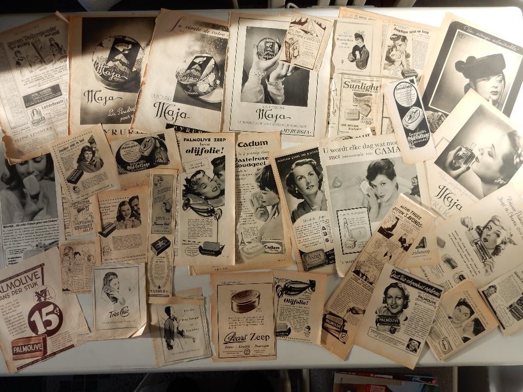 Zeep reclames o.a. Maja/Palmolive/Cadum/Astra/ Très Chic., Ophalen of Verzenden, 1920 tot 1940, Nederland, Knipsel(s)