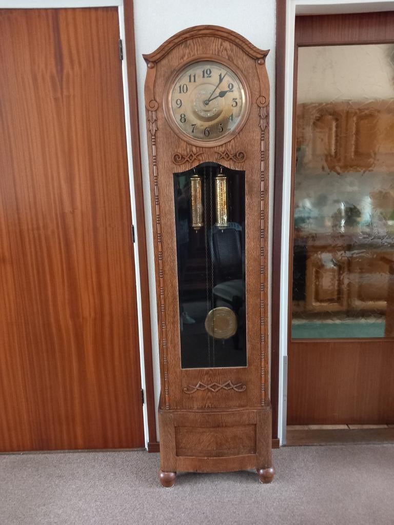 Houten staande klok., Ophalen, Staande klok