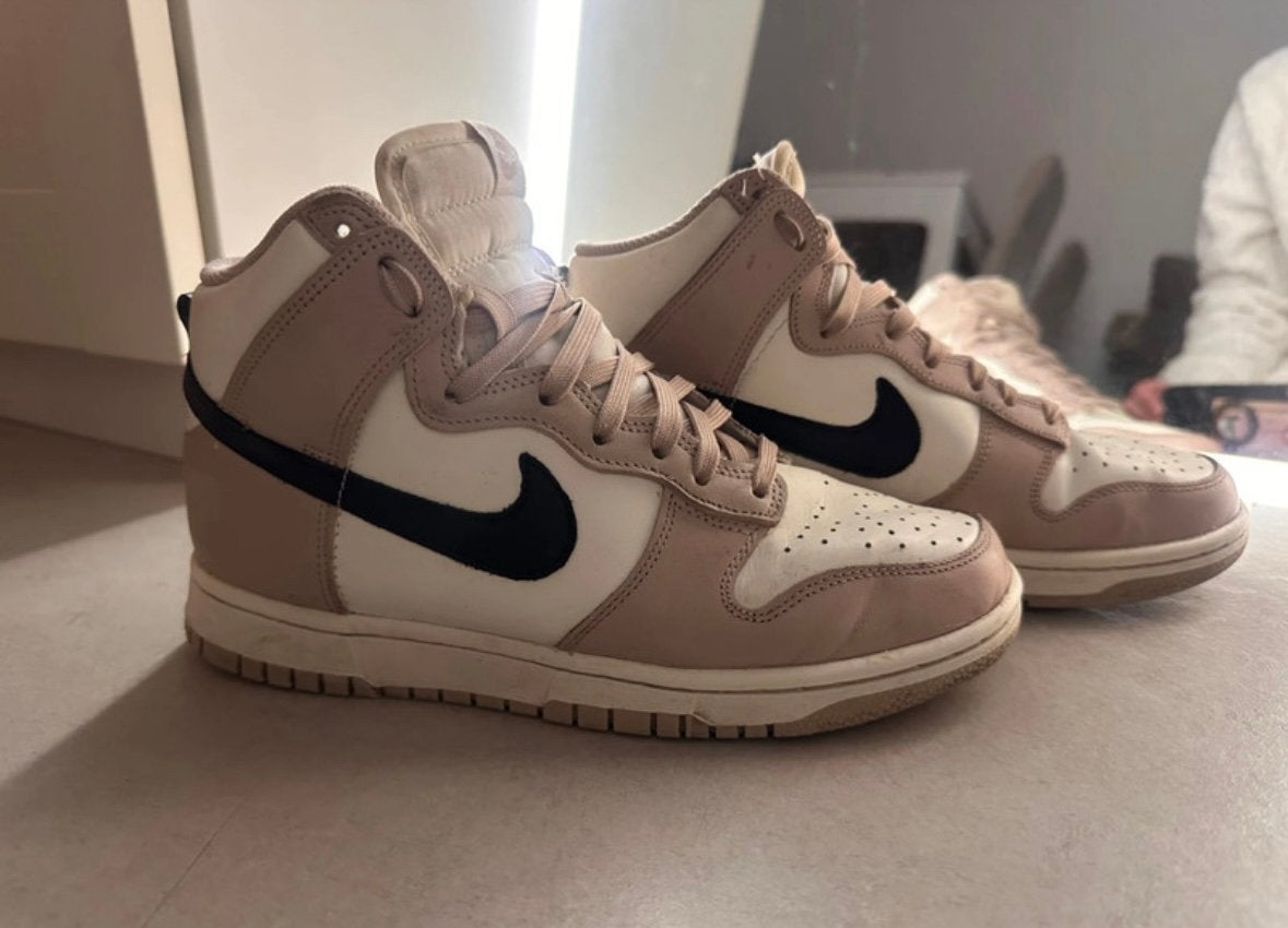 Nike dunks high fossil stond, Kleding | Dames, Ophalen of Verzenden, Zo goed als nieuw, Overige kleuren