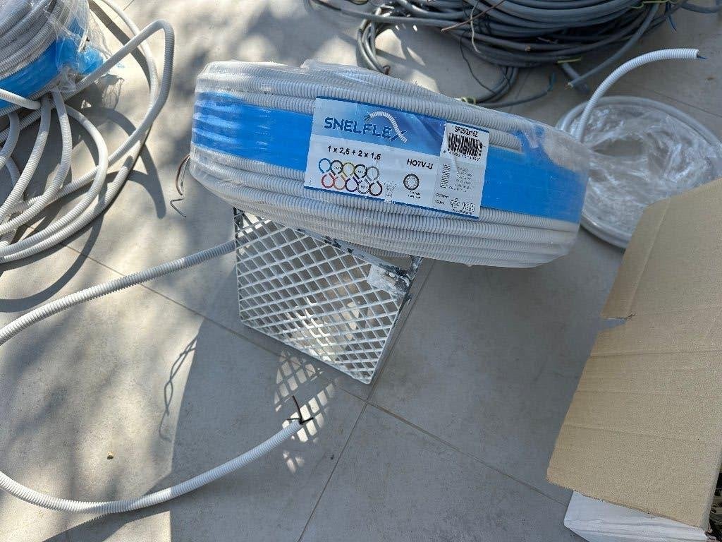 Snelflex kabel 80 meter 16 mm 1x2,5 en 2x1,5, Doe-het-zelf en Verbouw, Elektra en Kabels, Ophalen of Verzenden, Nieuw, Overige merken