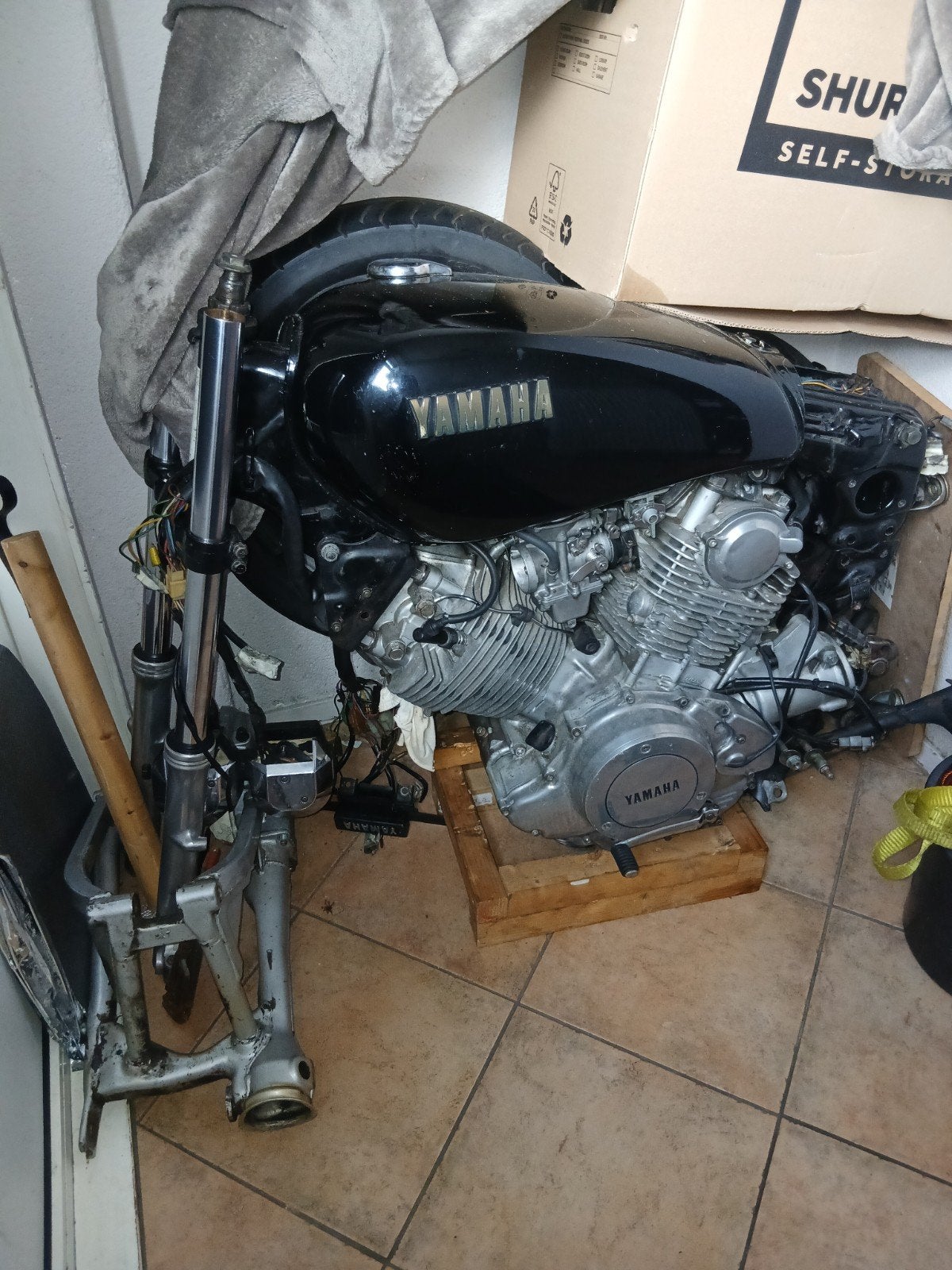 Yamaha 750cc project - Cafe Racer in opbouw, Motoren, Ophalen of Verzenden