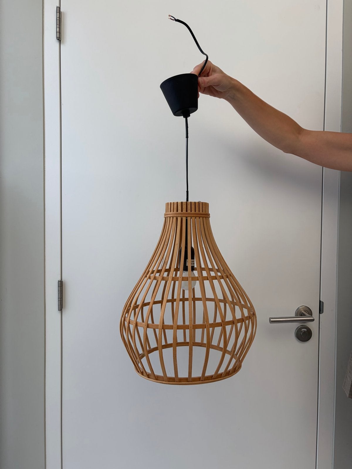 Rotan hanglamp - Natuurlijke uitstraling, Ophalen of Verzenden, Zo goed als nieuw, Natuurlijk materiaal, E27 (groot)