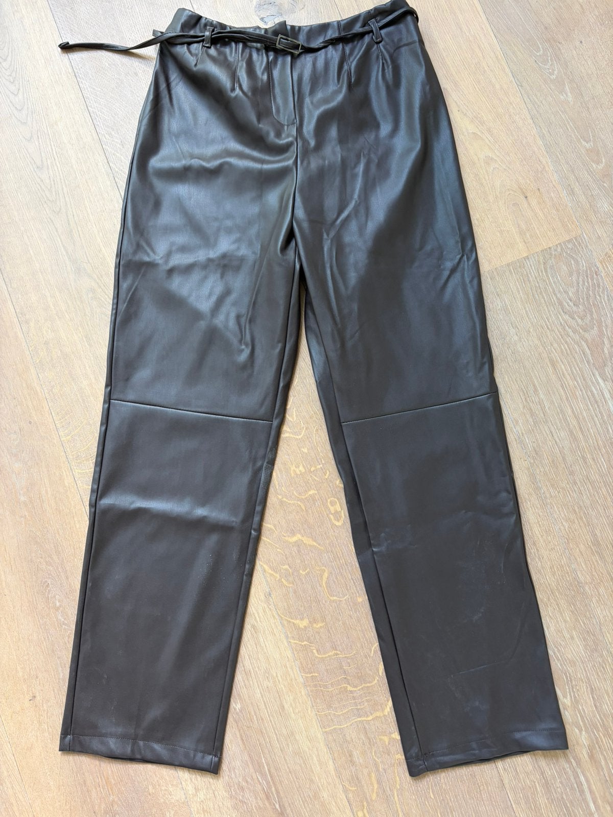 GARCONNE soepelvallende vegan leather pantalon bruin M en L, Kleding | Dames, Maat 38/40 (M), Verzenden, Parijs, Nieuw