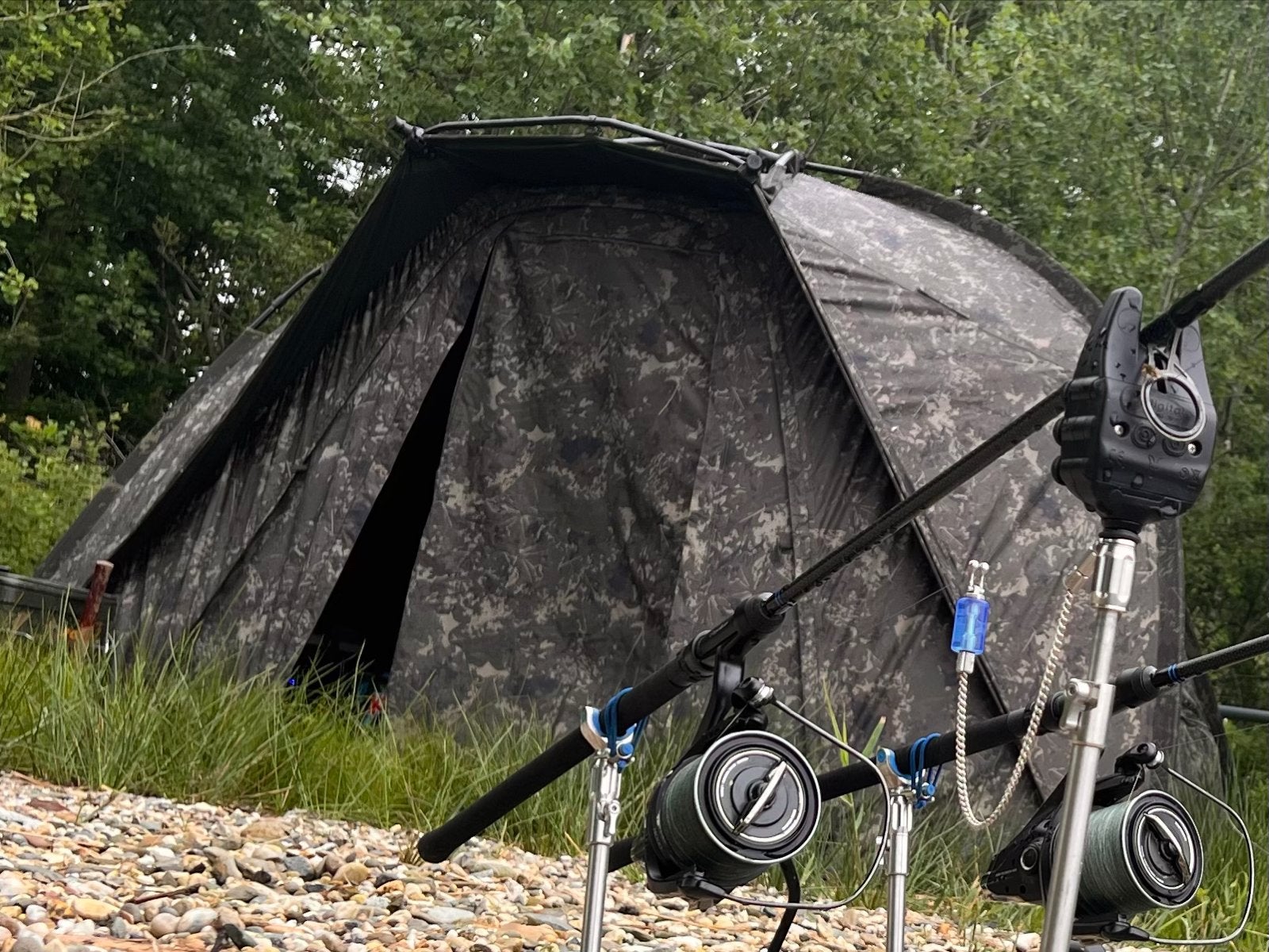 Nash Titan Hide Camo Pro XL - Ruime en Robuuste Bivvy, Ophalen, Gebruikt, Complete set