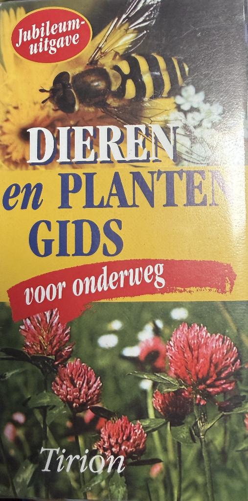 Dieren en plantengids  voor onderweg  Jubileum uitgave, Boeken, Natuur, Verzenden, Zo goed als nieuw, Natuur algemeen