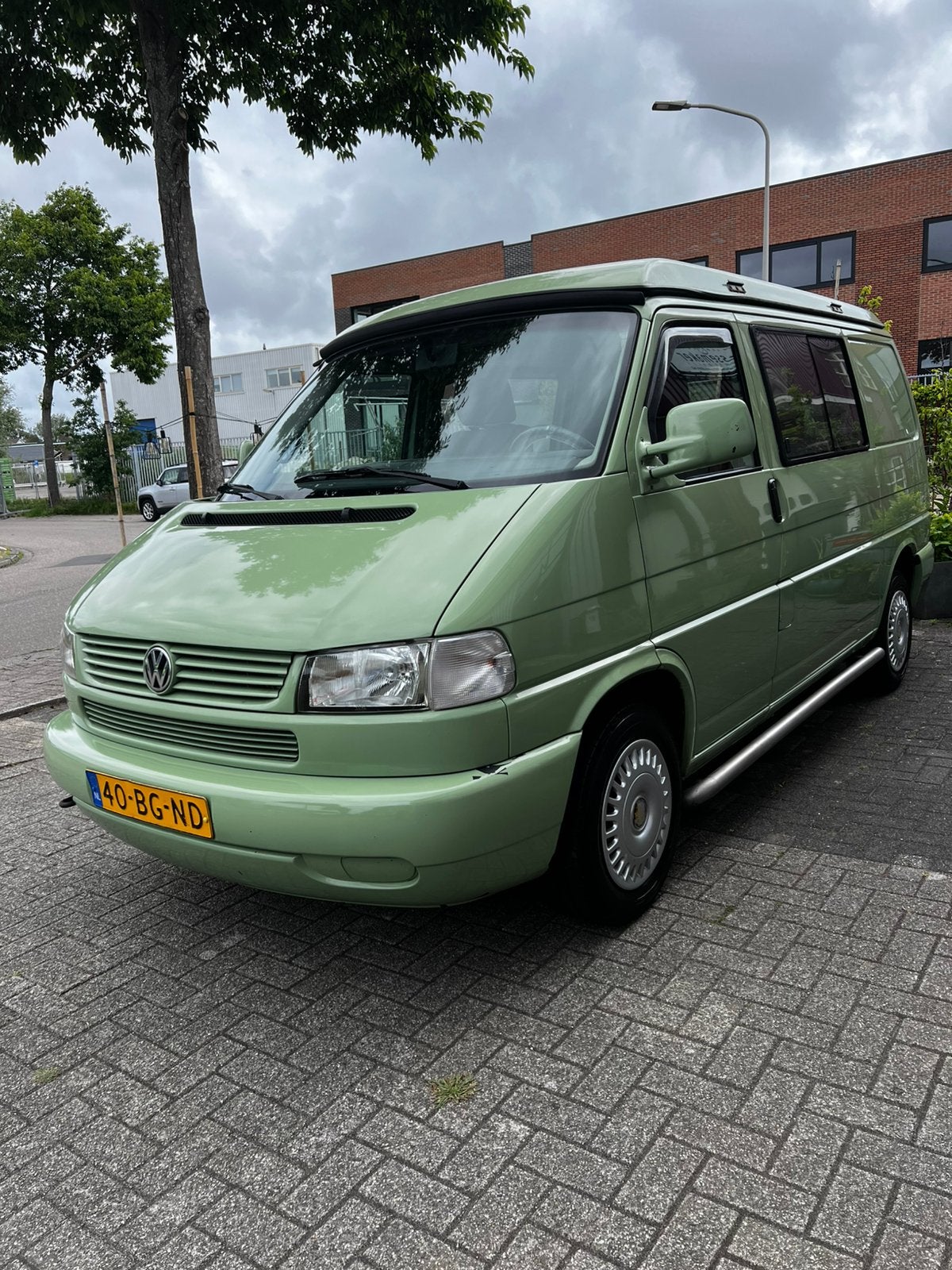 Volkswagen T4 Camper (2002) zoekt nieuw avontuur, Caravans en Kamperen, Campers, Particulier, tot en met 2, Buscamper of Camperbus