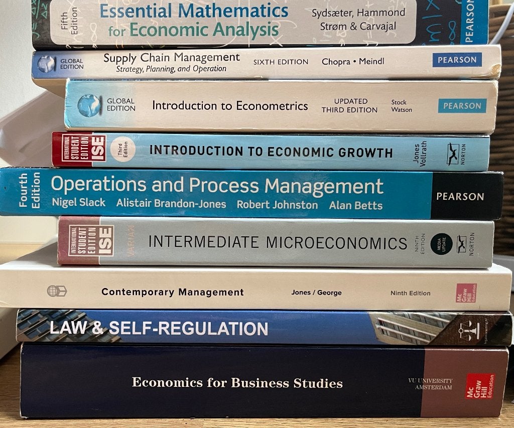 Studieboeken bedrijfskunde, Boeken, Ophalen, Gelezen, Economie en Marketing