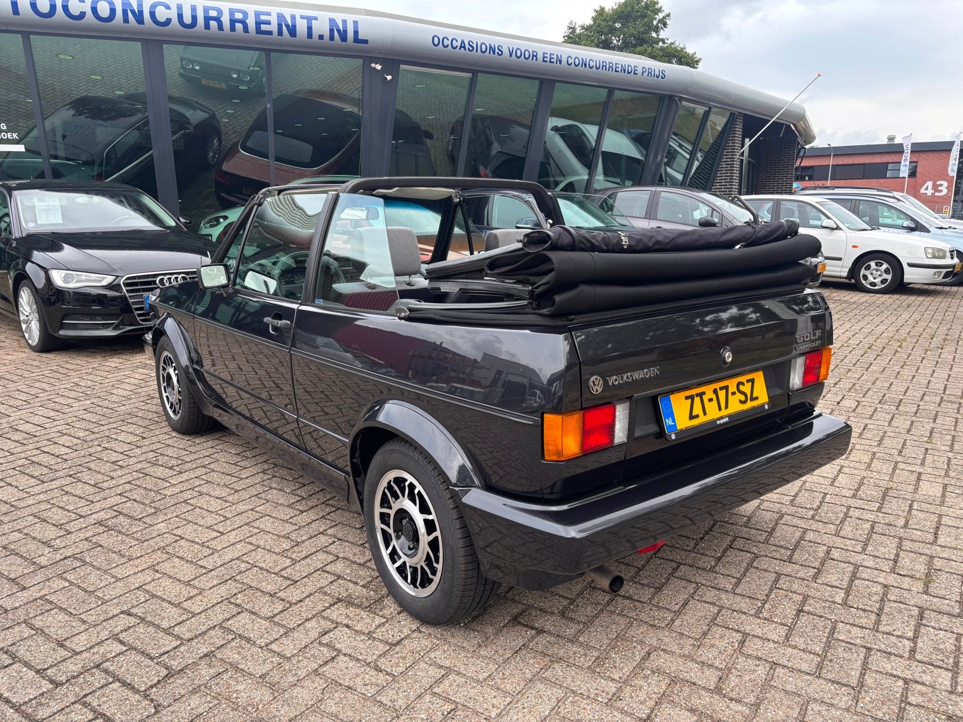 Volkswagen Golf Cabriolet 1.8 Unieke auto verkeerd in top co, Gebruikt, 4 cilinders, Cabriolet, Handgeschakeld