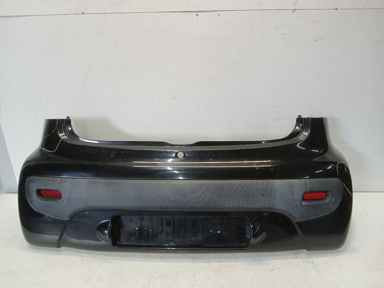Bumper achter Peugeot 107, Onderdelen@venauto.nl, Van der Ven Autorecycling B.V., Gebruikt, Ettenseweg 76, 4706 PB Roosendaal, The Netherlands