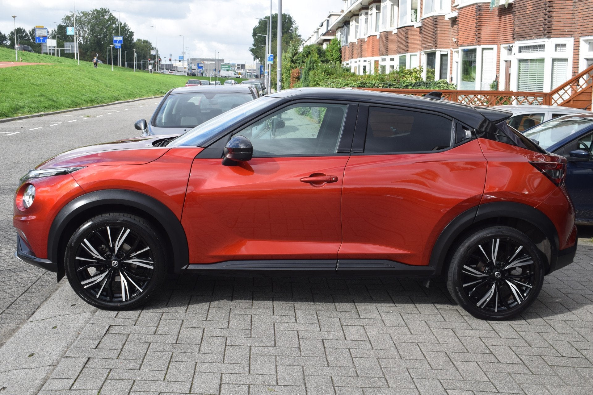 Nissan Juke 1.0 DIG-T N-Design 360 Camera Apple Carplay Bose, Dealer onderhouden, Euro 6, Origineel Nederlands, Handgeschakeld